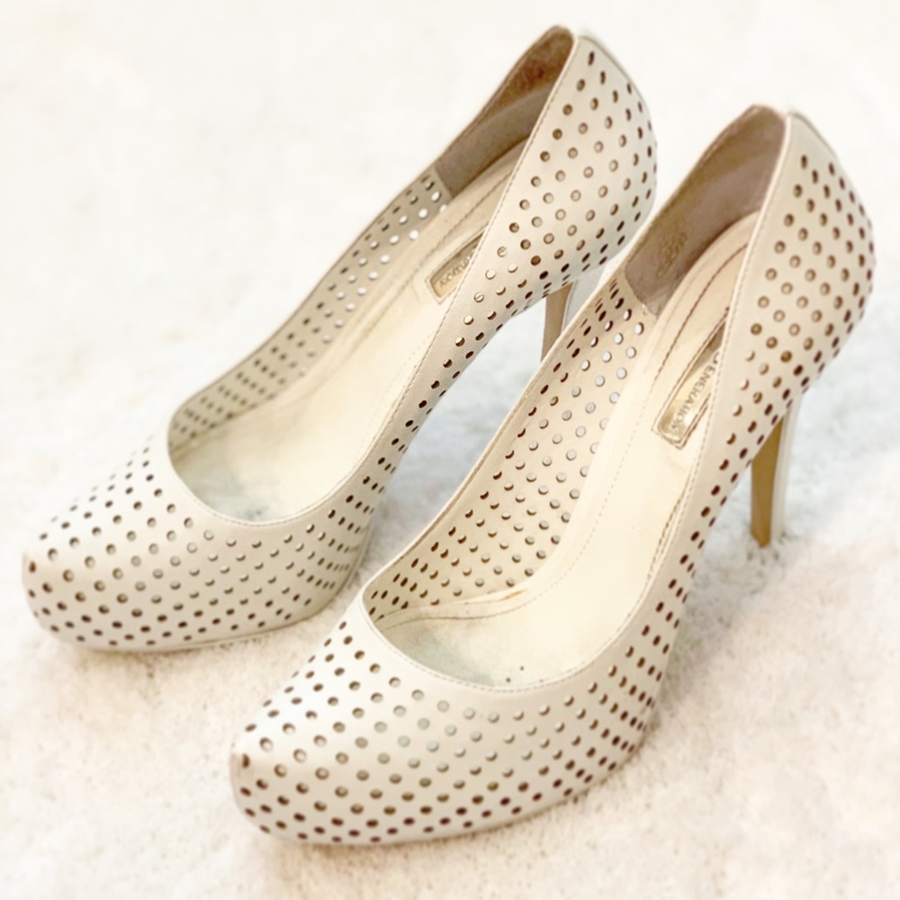 BCBG Perforated White Heel; BG-POLKA